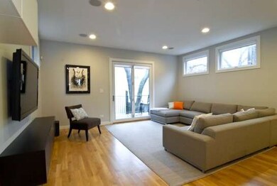 937 N Honore St, Chicago, IL 60622 - photo 6