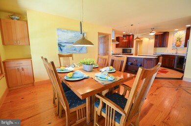 902 Bayside Dr, Stevensville, MD 21666 - photo 2