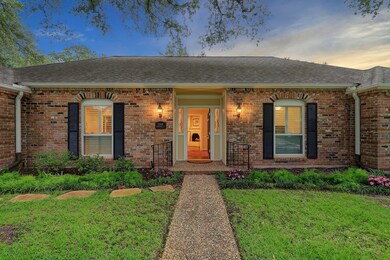 12410 Woodthorpe Ln, Houston, TX 77024 - photo 3