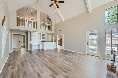 12118 Rocky Lake Dr, Houston, TX 77070 - photo 4