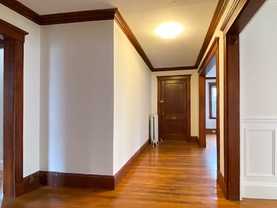 793 Washington St unit 1, Brookline, MA 02446 - photo 4