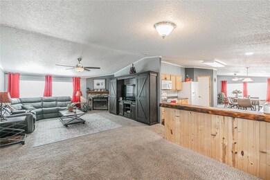 115 Cox Dr, Weatherford, TX 76088 - photo 2