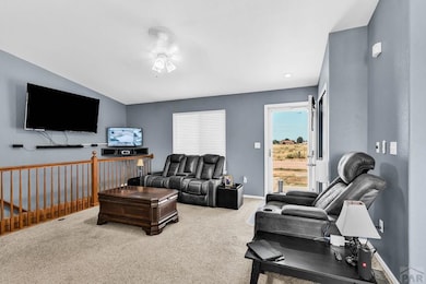 574 N Canvas Dr, Pueblo, CO 81007 - photo 3