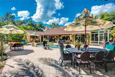 Tropical Oasis with resort laguna style pool