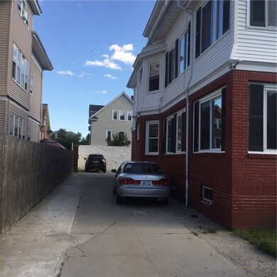 64 Gallatin St, Providence, RI 02907 - photo 2