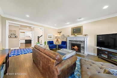 943 N Main St, Naperville, IL 60563 - photo 5