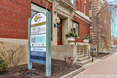 4-web-or-mls-17 W 10th St, Holland-4