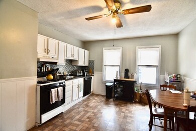 66 French St unit 2, Quincy, MA 02171 - photo 2