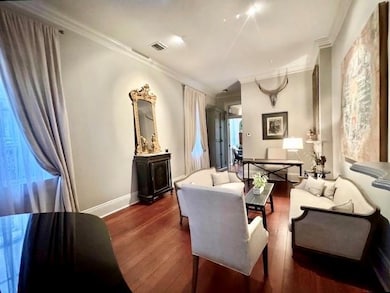 1209 Bourbon St, New Orleans, LA 70116 - photo 4