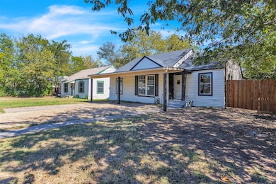 904 N Virginia St, Terrell, TX 75160 - photo 2