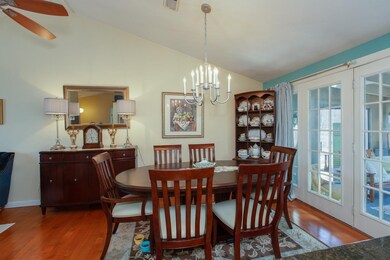 13 Redfield Cir, Derry, NH 03038 - photo 6