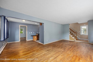 2506 Chatham Rd, Lansing, MI 48910 - photo 7
