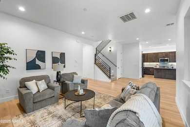 372 N Valerian Ln, Flagstaff, AZ 86004 - photo 5