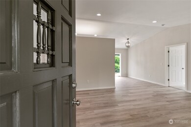 600 10th St NE, East Wenatchee, WA 98802 - photo 7