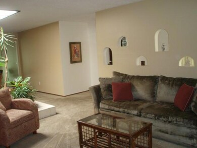 5820 Knollwood Dr NE, Albuquerque, NM 87109 - photo 4