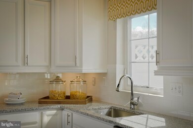 3829 Pentland Hills Dr, Upper Marlboro, MD 20774 - photo 7