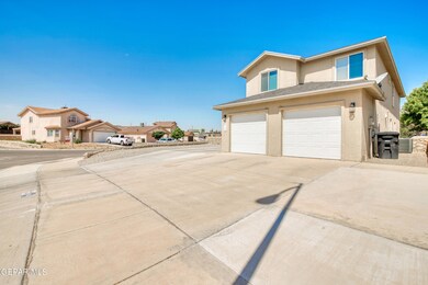 713 Desert Ash Dr, Horizon City, TX 79928 - photo 3