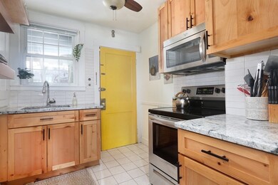 161 Florence St unit 2, Roslindale, MA 02131 - photo 4