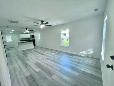 507 McLure St, Union, SC 29379 - photo 5