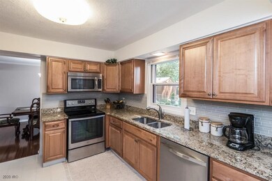 4010 Ashworth Rd, West Des Moines, IA 50265 - photo 5