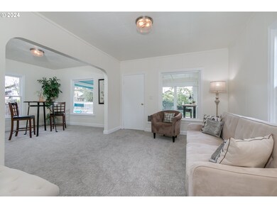 Living Room/Dining Room