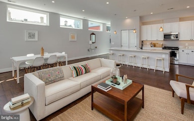 3542 Warder St NW unit 204, Washington, DC 20010 - photo 4