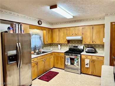 1515 Swigart Rd, Barberton, OH 44203 - photo 7