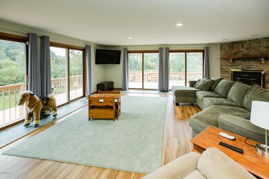 13858 11 mile road-105