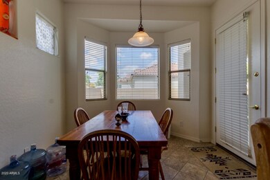 Eat-in Kitchen Dining