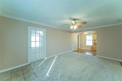 615 Brookfield Dr, Hurst, TX 76053 - photo 4