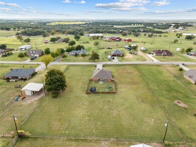 122 Savannah Dr, Weatherford, TX 76087 - photo 3