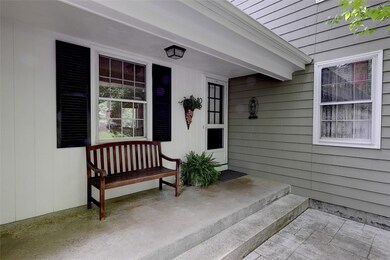 10 Wildflower Rd, Barrington, RI 02806 - photo 3