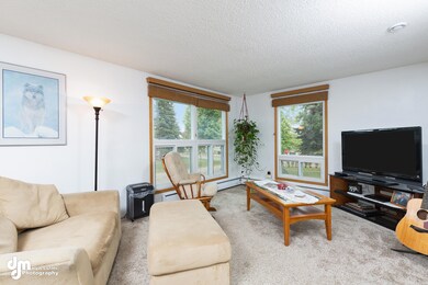 Living Room 20180709-DW-1934-FULL