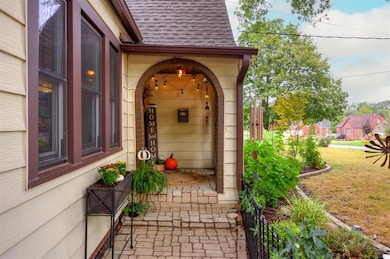 2904 48th St, Des Moines, IA 50310 - photo 4