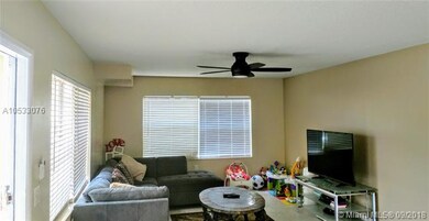 33 Clinton Ct unit A, Royal Palm Beach, FL 33411 - photo 4