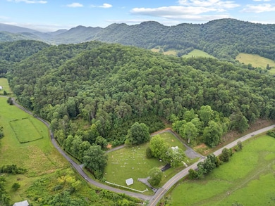 2001 Little Walker Way, Marion, VA 24354 - photo 6