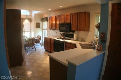 2031 Tall Meadow St NE unit 16, Grand Rapids, MI 49505 - photo 5