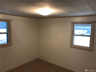 1100 3rd St NE, East Wenatchee, WA 98802 - photo 4