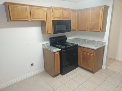 6401 Brookglen Dr, Arlington, TX 76018 - photo 5