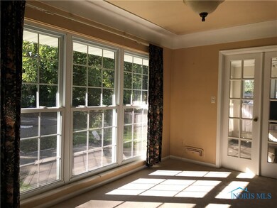 Lots of natural light