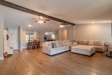 781 Eastern Valley Ln, Whitesboro, TX 76273 - photo 7