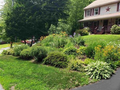 76 Ledgewood Rd, Claremont, NH 03743 - photo 2