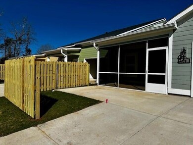 Fence 2 520 Asher Cove