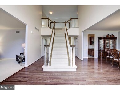 1004 Creekview Dr, Pennsburg, PA 18073 - photo 2