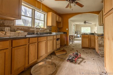 441 Carter St SE, Ardmore, OK 73401 - photo 6