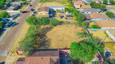 125 Coronado Ave, Laredo, TX 78043 - photo 5