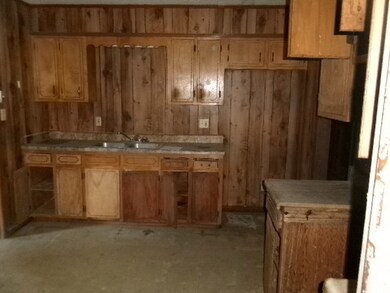 205 Rosa St, Picayune, MS 39466 - photo 4