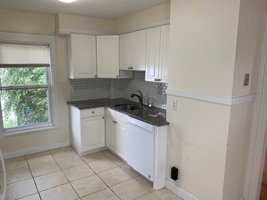 25 Pleasant St unit 2, Newton Center, MA 02459 - photo 4