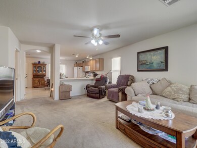 12_v1 - 4. living room (1)