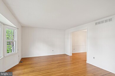 721 Liberty Rd, Mount Laurel, NJ 08054 - photo 3